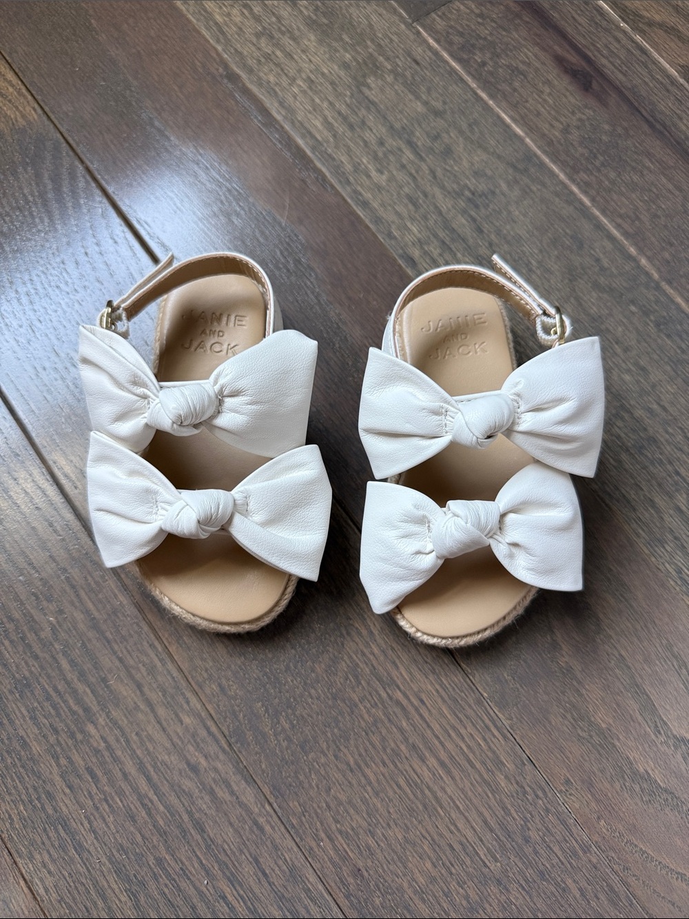Janie and Jack Bow Espadrille Sandals size 5